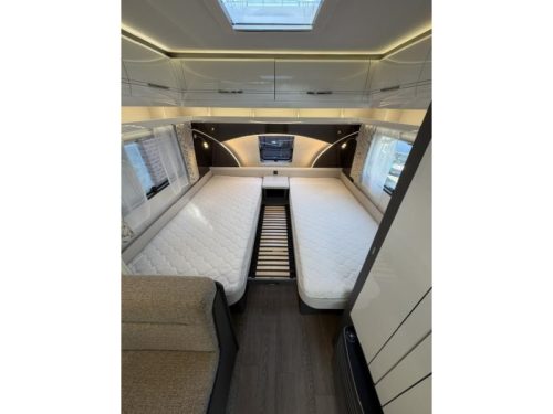 Hobby Excellent 460 SL Incl. Mover and Awning  photo: 13