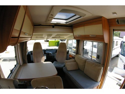 Hymer B 654 French bed, Automatic, Air conditioning photo: 8