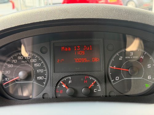BAVARIA T746C photo: 15