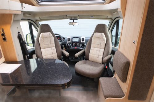 B&uuml;rstner Travel Van photo : 18