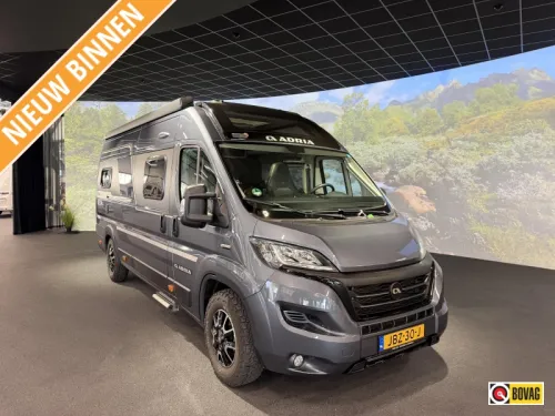 Adria Twin Supreme 640 SLB Attelage photo : 0