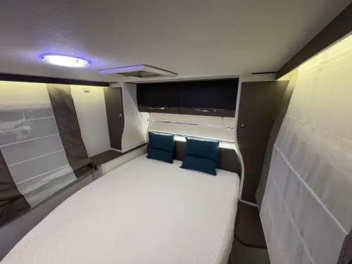 Chausson Welcome 728 EB Queensbed / cama basculante foto: 10