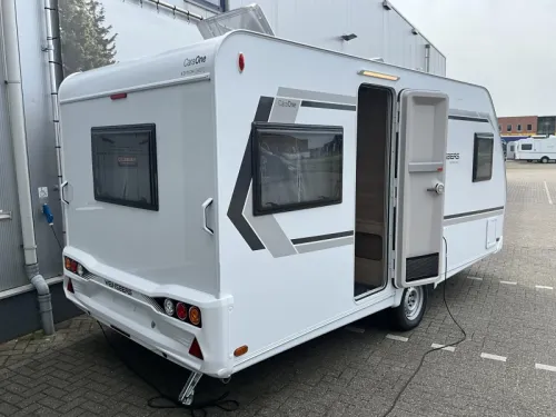 Weinsberg CaraOne Edition HOT 450 FU ACTION MODEL photo: 1