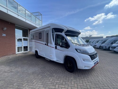 Dethleffs Pulse GT 6811 Single beds flat floor !  photo: 4
