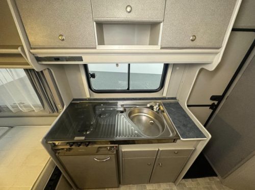 Beyerland Sprinter 430 TM photo: 14