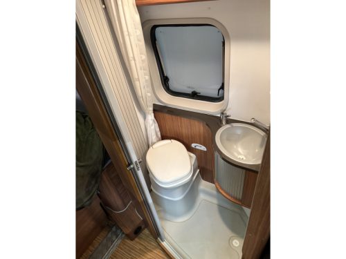 Adria Twin 600 SP Lit transversal  photo : 15