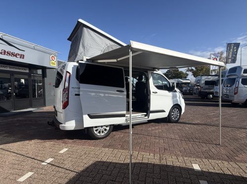 Ford Nugget Westfalia 185 hp automatic Euro 6 Van conversion Pop-top roof Auxiliary heating 4 Berths Apple CarPlay Climate Control Camera Towing hitch L kitchen photo: 3