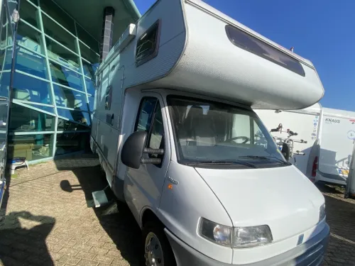 Dethleffs Globetrotter 6 BERTH With bunk bed &amp;XXL garage photo: 4