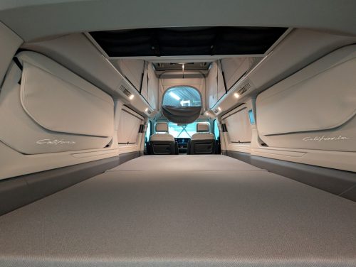 Volkswagen California photo: 14