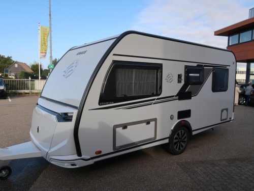 Knaus Sudwind Black Selection 450 FU FRENCH BED / DINETTE  photo: 19