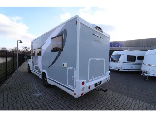 Chausson Titanium 738 XLB QUEENSBED + POP-TOP ROOF photo: 6