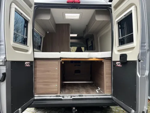 Carado Vlow 600 - 165pk - bonita Camper van foto: 3