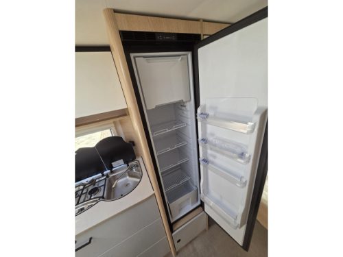 LMC Style Special 490 K - cama alta - mover foto: 13