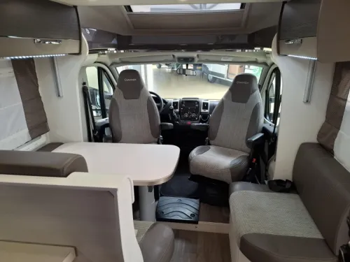 Chausson Welcome 727 GA Single Beds 2x Airco photo: 11