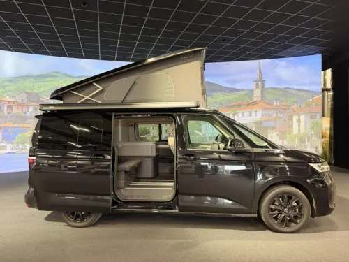 Volkswagen California Ocean 1.5 eHybrid 4Motion Van conversion DSG automatic photo: 1