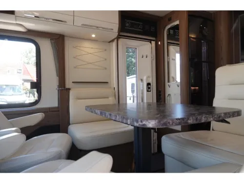 Hymer B-Klasse 704 PL 2-Personen-Ausf&uuml;hrung Foto: 12