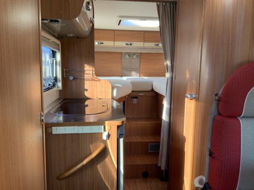 Adria Compact SL 2.3 MultiJ. 130 HP Semi-integrated, Single beds, Year 2010 Camper Centrum On the Road at Noorderringweg 4 in Marum. photo: 5