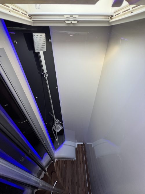 Chausson Welcome 728 EB QUEENSBED + HEFBED ZONNEPANEEL Foto: 8