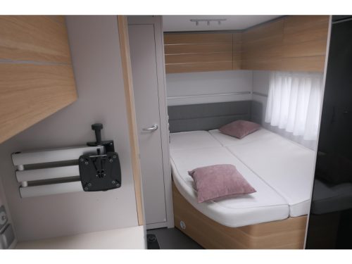 Adria Adora 522 UP Mover, Airco, partial awning photo: 7