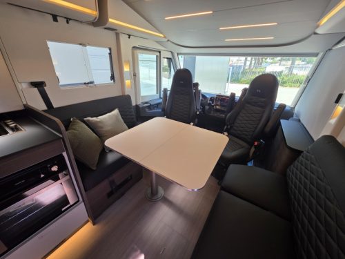 Adria Sonic Supreme 700 DL photo: 6