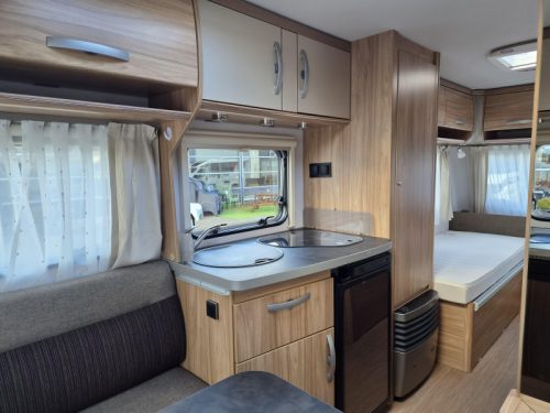 Eriba Nova Light 470 Single beds - Awning photo: 7