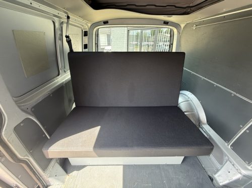 Volkswagen transporter van conversion TDI 131 hp original NL car NAP logical air conditioning cruise control pop-top roof 2 berths towbar photo: 14