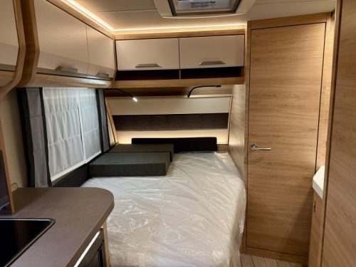 Knaus Sudwind Black Selection 450 FU model 2027 photo: 5