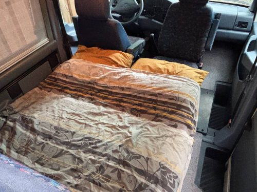 Mercedes James Cook Westfalia Sprinter 312D photo: 16