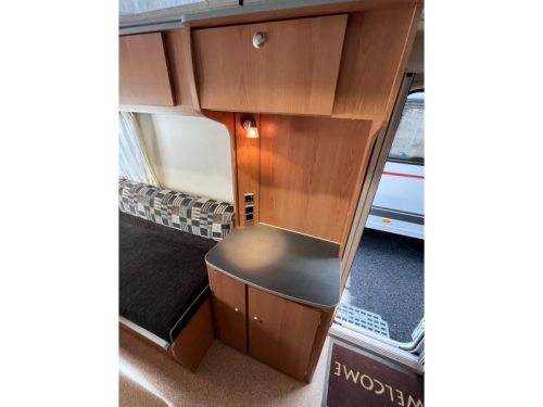 Kip Vision Special 41 TCB Pop-top roof, Single beds, LMV photo: 11