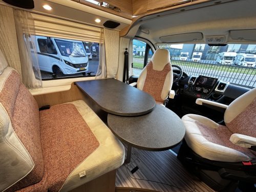 Malibu Van 600 Automaat/2021/Euro-6/6.0M  foto: 9