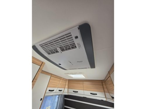 Dethleffs Summer Edition 460 EL Airco, Single beds  photo: 15