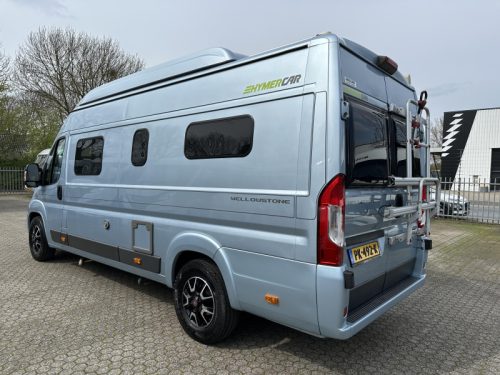 Hymer Yellowstone 640 POP-TOP ROOF + SINGLE BEDS photo: 3