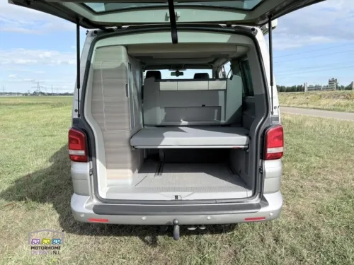 Volkswagen California photo: 14
