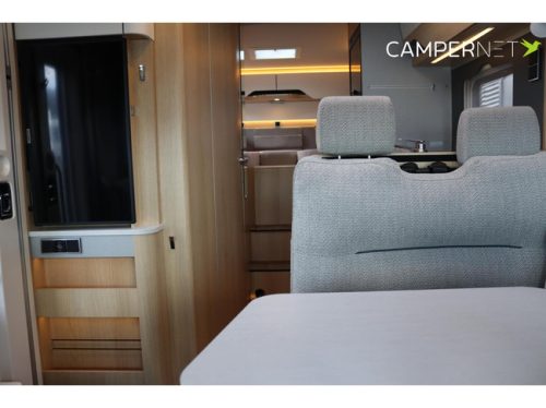 Hymer BMC-I 600 White Line 170hp Automatic | Alde heating | Truma roof air conditioning | Single beds | SLC chassis | Pop-up bed | Awning | Bicycles photo: 10