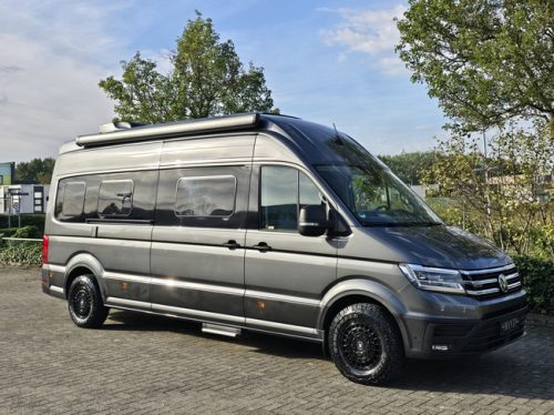 Volkswagen GRAND CALIFORNIA 680 4x4 NUR 31.353 KM AUTOMATIK 177 PS BEARLOCK ACC L&Auml;NGSBETTEN DACHKLIMA SOLAR ANH&Auml;NGERKUPPLUNG LENKRAD SITZHEIZUNG DREHSITZE Foto: 8