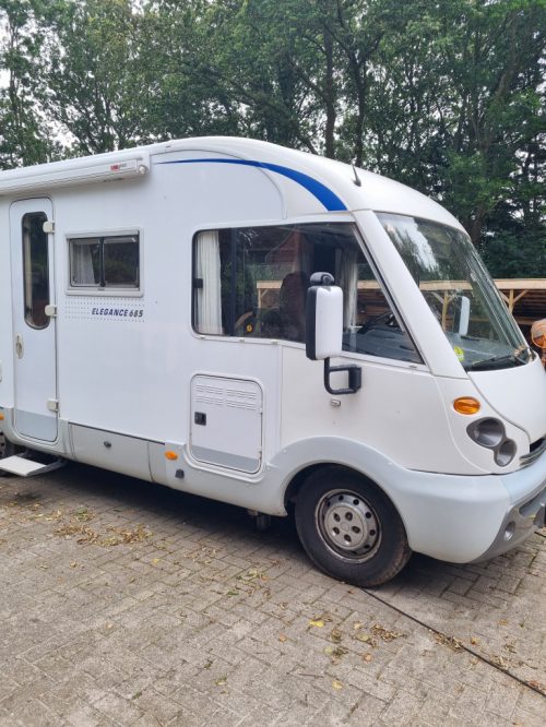 BUERSTNER Elegance 685 photo: 1