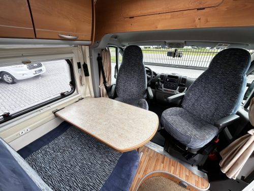 Chausson Twist 2 Transverse bed/2008/Euro4/Air conditioning photo: 10
