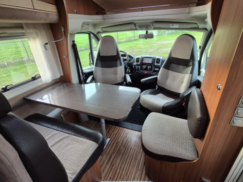 Adria Compact 660 SPX Transverse bed 1st owner 2016 photo: 8