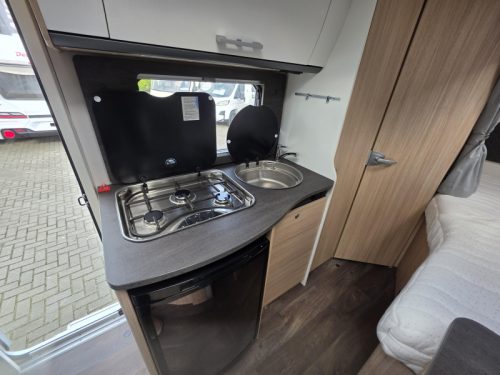 Sunlight T 58 Compact met ruimte! photo: 7