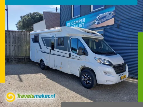 Adria Compact DL Single beds face2face photo: 0