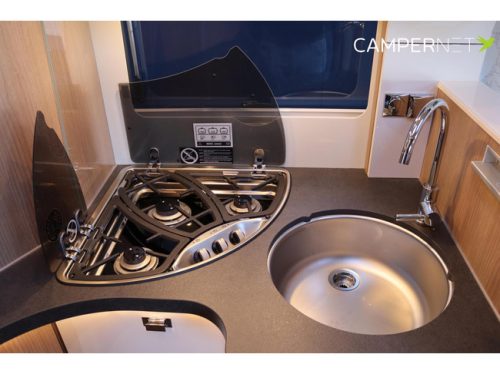 Carthago C-Tourer I 150 QB 170hp Automatic | As good as new | Queens bed | Separate shower | Double floor | Lift bed | Luxury | LED main photo: 15