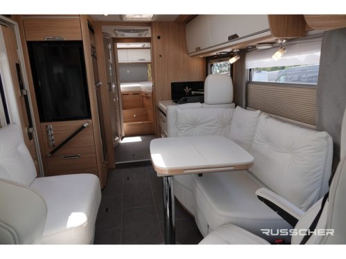 NIESMANN BISCHOFF ARTO 85E 180Pk Aut. | Level system | Roof air conditioning | Solar panels | Tow bar photo: 4