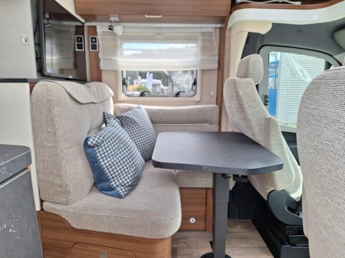 Hymer B-MC T 580 2 SINGLE BEDS-1ST OWNER photo: 2