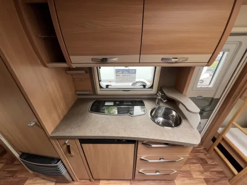 Knaus Sudwind 500 FDK Unico Markise, Fliegenschutzt&uuml;r, Foto: 9
