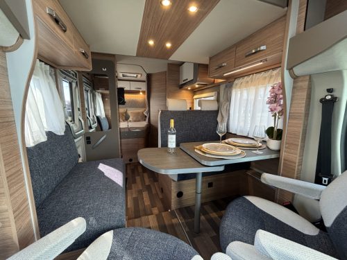 Weinsberg CaraSuite 650 9-GANG AUTOMAAT FRANZ&Ouml;SISCHES BETT + HUBDACH  Foto: 19