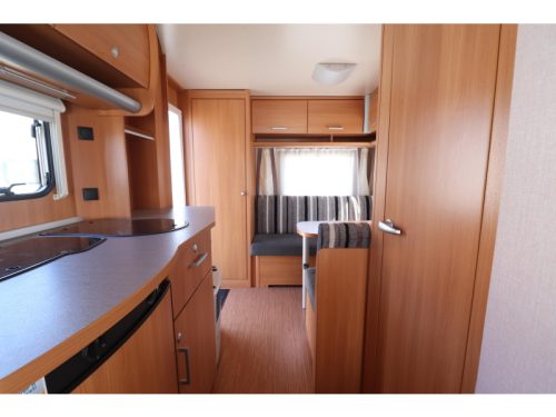 Knaus Sport 420 QD Special/ Mover/ Awning photo: 14