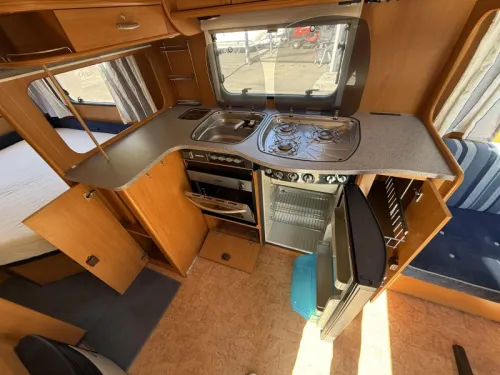 Dethleffs Lifestyle 500 DB Franz&ouml;sisches Bett Rundsitzgruppe Zelt Top Foto: 17