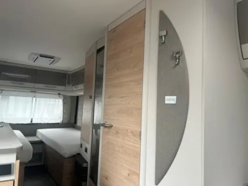 Dethleffs Nomad Avantgarde 510 LE MOVER+AWNING+AIRCO photo: 8