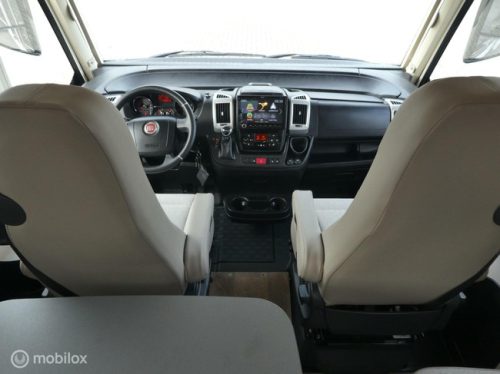 Hymer Exsis I 678 AUTOMATIC 160 HP photo: 15