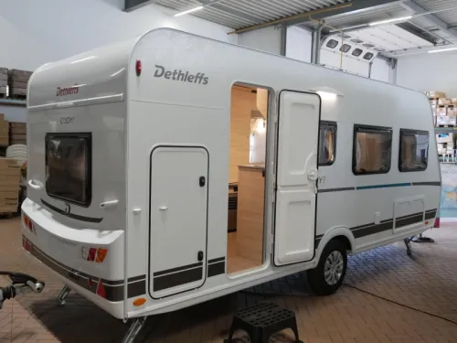 Dethleffs C'Joy 480 QLK mover and awning gift photo: 1